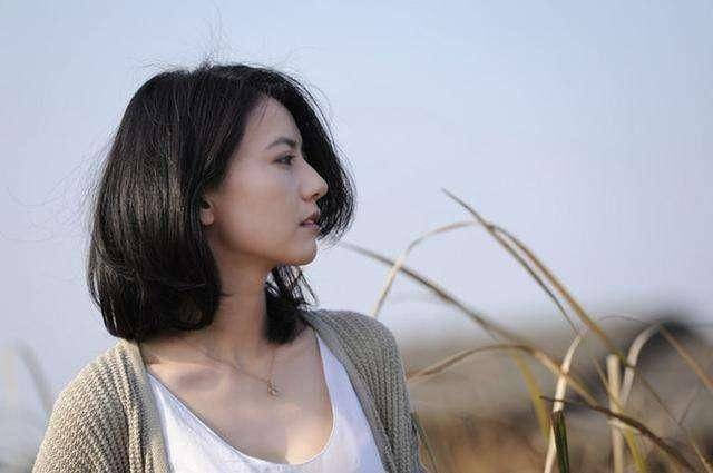 女星素颜高清照:赵雅芝还行 高圆圆一般 许晴你都不敢