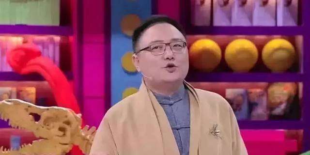 在《奇葩说》中,罗振宇分享过一个小案例.