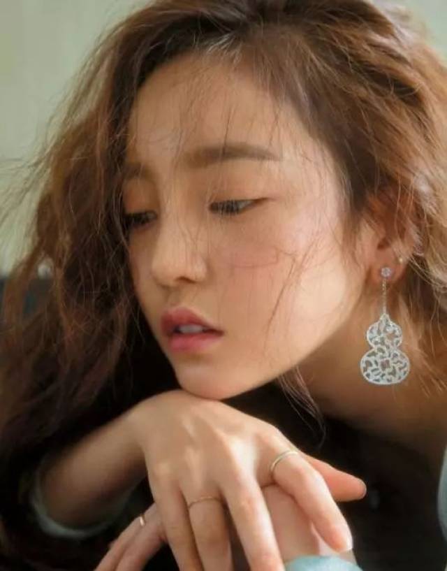 这番话说完,所有人都懵了,难道之前是真·家暴?