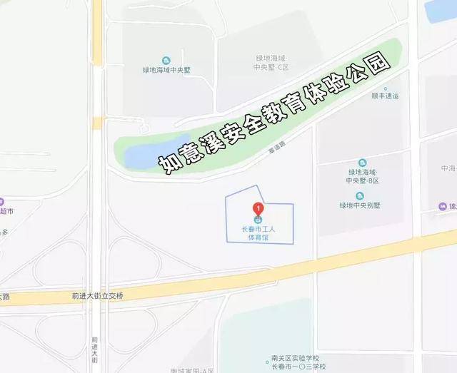 在 体育馆的北侧一街之隔 还有一座公园 如意溪安全教育体验公园
