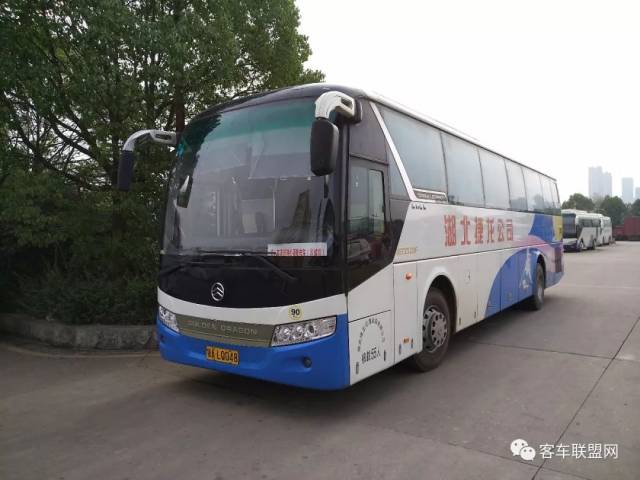 金旅客车以高品质服务助力捷龙打造班车,旅游客运领域的标杆