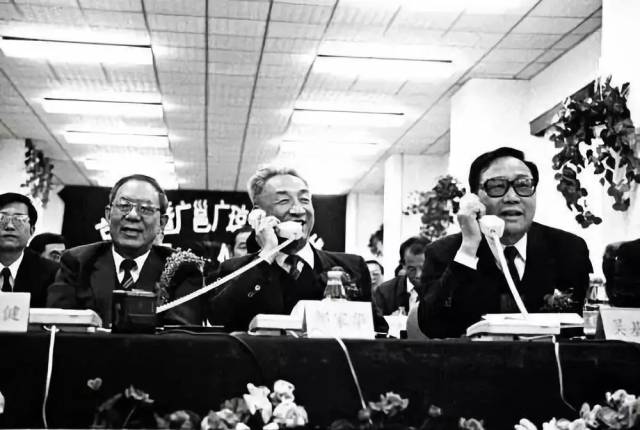 从武汉开始的中国光通信产业,未来将如何走?