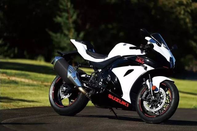 配置升级!2019款铃木gsx-r1000/r小改款