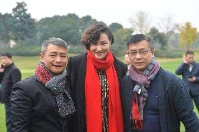 双胞胎冠军李大双和李小双:哥哥二婚娶演员有1女,弟弟