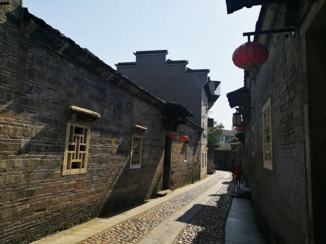 赣州古城里的这条宋代古巷,长不足500米,名字有趣,古建筑多样