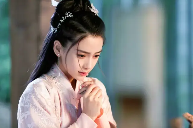 angelababy剧照最新,angelababy剧照 这部剧不仅是angelababy继《孤芳不自赏》以后播出的第一部电视剧