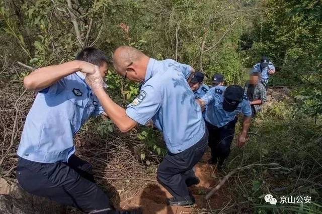 荆门某地惊现两具高度腐败女尸,死者为母女,女孩才4岁