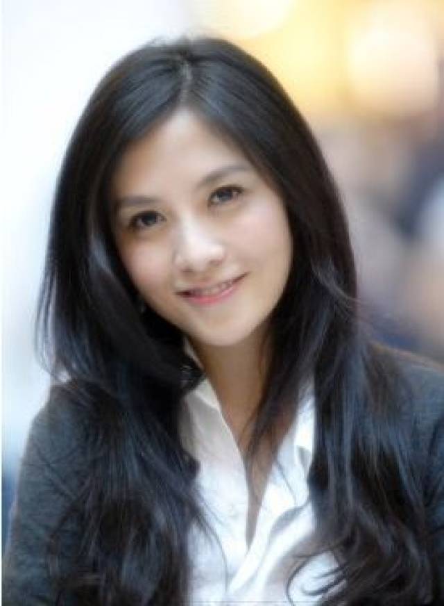 老总与美女_未婚50岁老总与美女