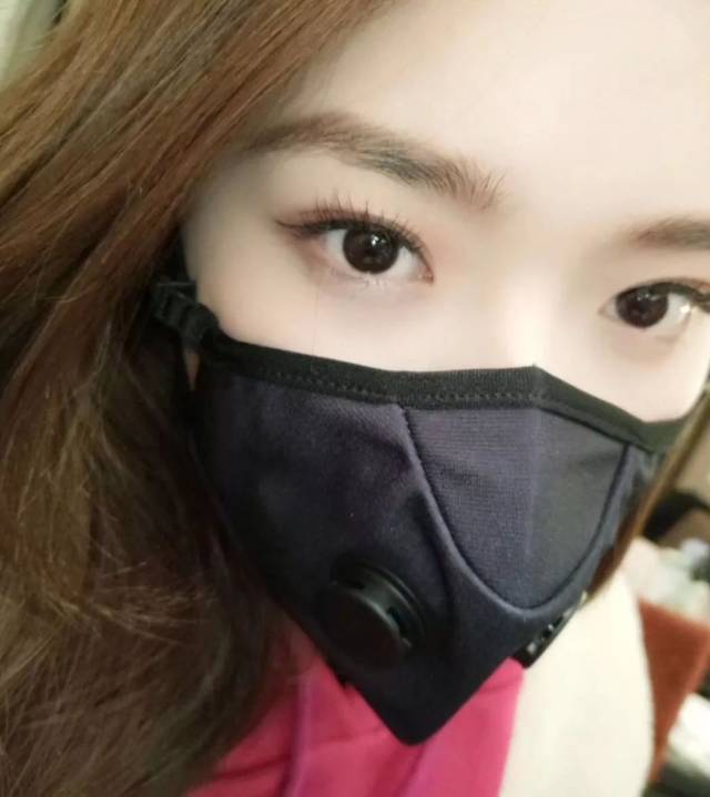 日本女生为什么总是戴着口罩?原来.
