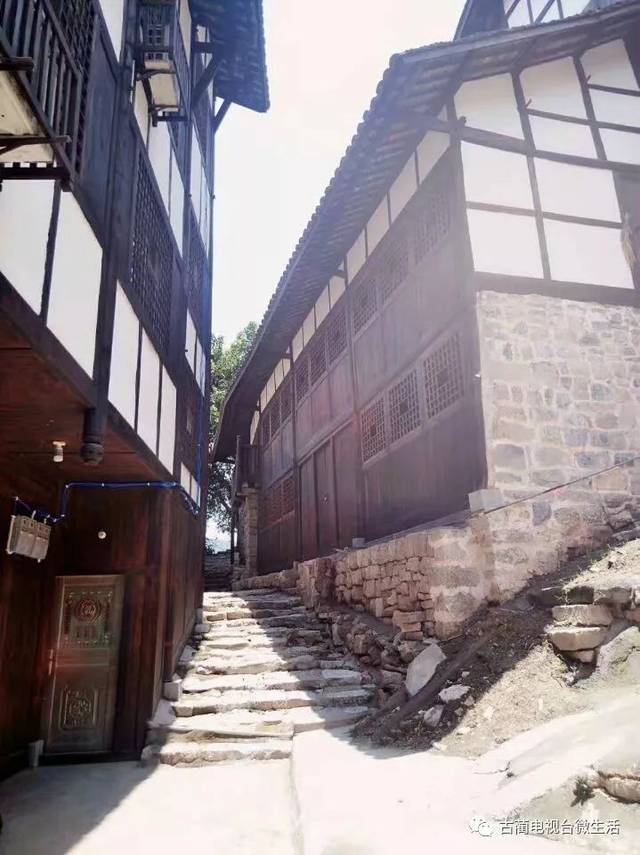 【关注】古蔺二郎镇抓住省级特色小镇机遇,推进乡村振兴示范点建设