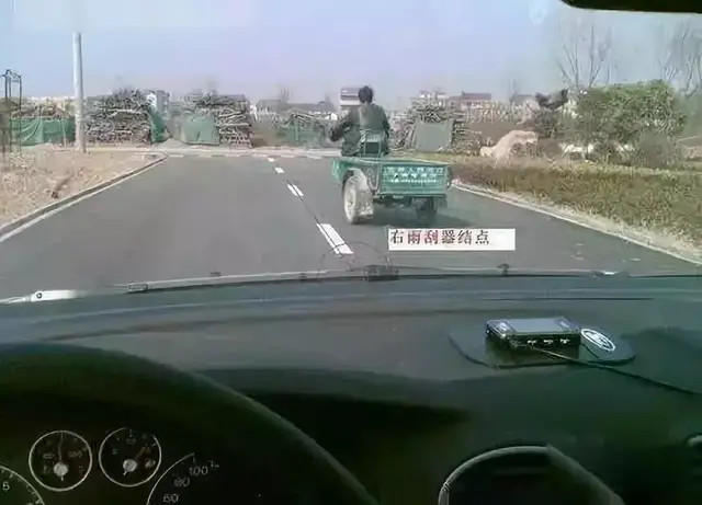 "  当然这只是一个参考,开车是一个熟能生巧的过程,驾驶经验丰富后