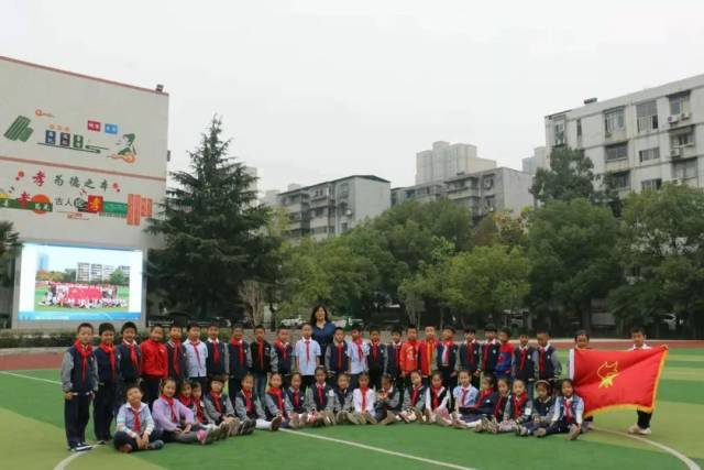 襄阳市荆州街小学               —— 武汉市鲁巷小学一分校