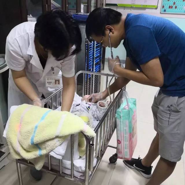 长宁镇罗村弃婴事件后续今晚将送到博罗福利院.