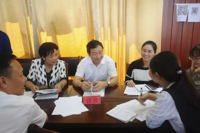 湖北省教育厅领导一行督查通城教师培训工作