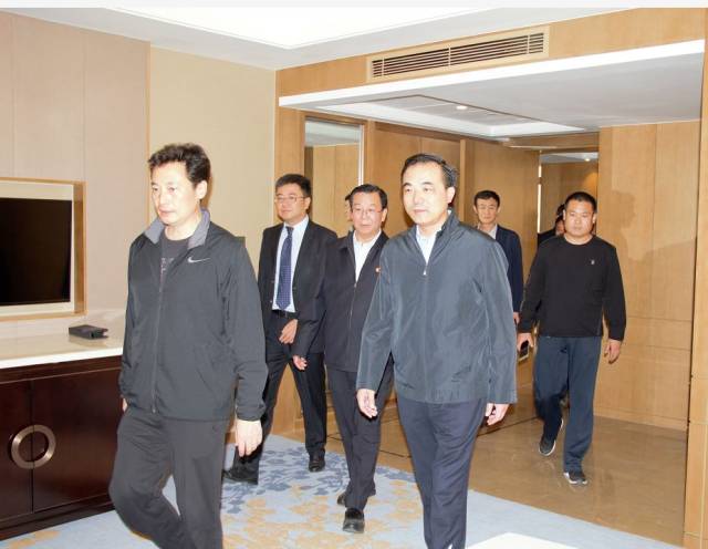 领导关怀市长张建慧莅临商丘信华建国酒店检查第七届中国商丘国际华商