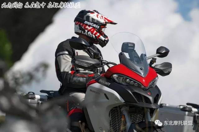 杜卡迪mts1260 enduro正式发布