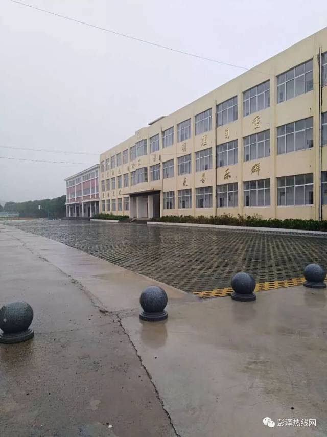 彭泽:马当镇开展"扬砥柱威,壮中国魂"爱国主义教育活动