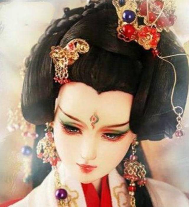 3,太阳神羲和:羲和,中国上古神话中的太阳女神与制定时历的女神.