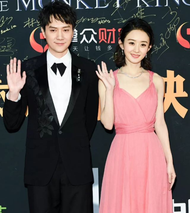 恭喜!冯绍峰赵丽颖宣布结婚,登记照甜蜜微笑,公