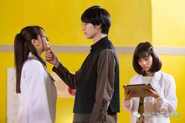 海报像番号封面!这个,可就很刺激了!