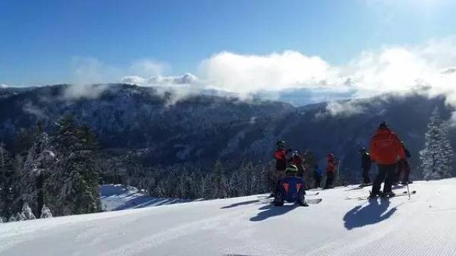 美国冬季滑雪胜地——盘点美西5大滑雪地区及其8大滑雪场