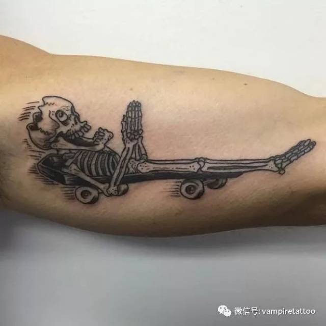 skate or die滑板纹身 灵魂跑路你倒是提点速