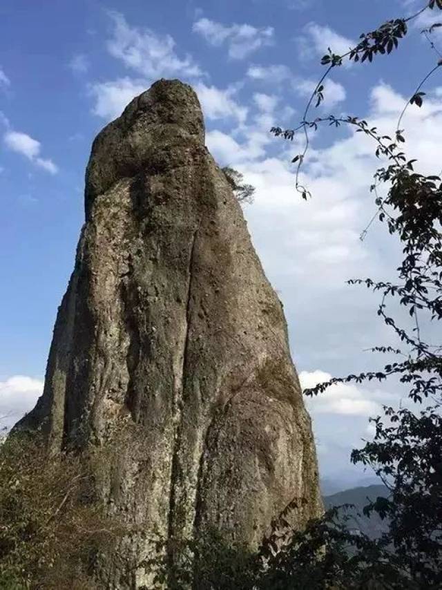 羊石山