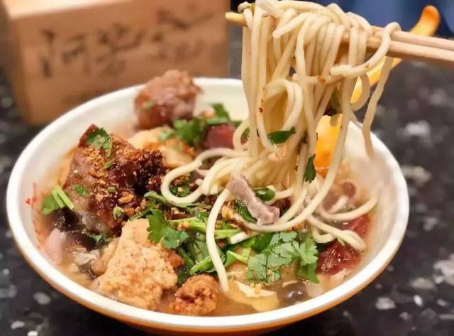 玩在苏杭二州,吃在福建漳州!卤面,蚵仔煎,四果汤…吃上一年不重样!