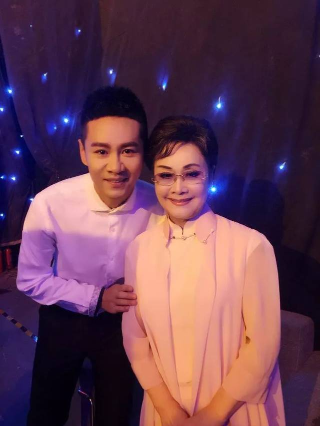 视频丨李谷一,徐子崴:你养我长大 我陪你变老