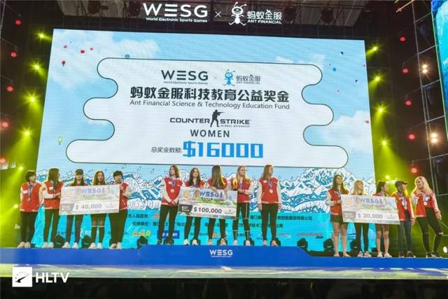 ���ٽ�ɢ���ֱ����ά���й�Ψһһ֧Ů��CS:GOս����;���