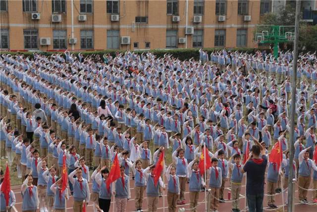 王娜娜|湖北长江报刊传媒集团 江南 王斌|湖北省武昌实验小学