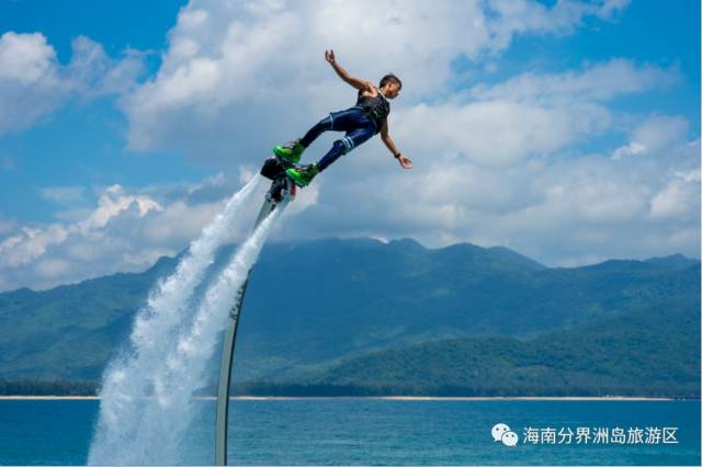 刺激的水上飞龙, 翱翔天际的海上拖伞, 速度与激情的动感飞艇