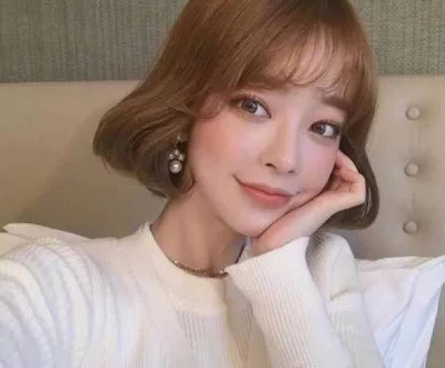 穿搭短发控一定要看今年最流行的8款短发烫发