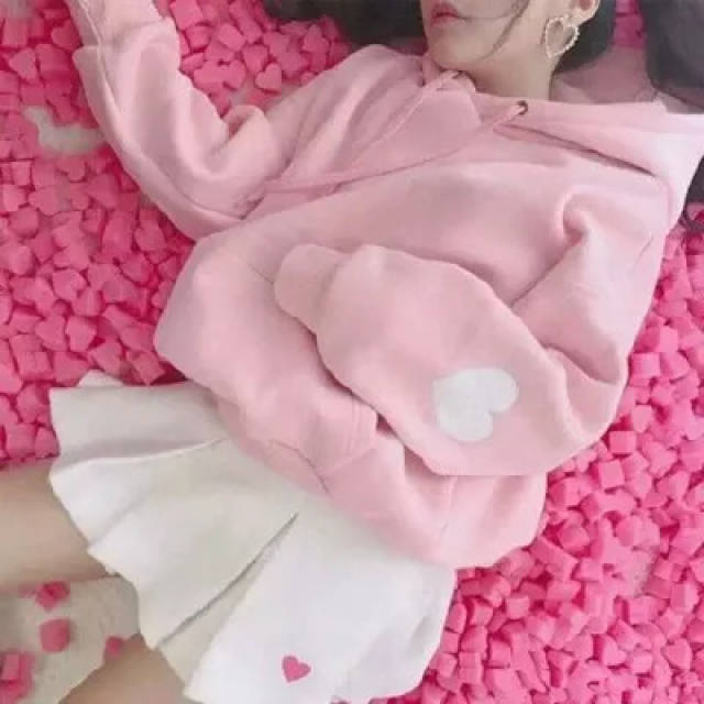 粉色系甜美女生头像 梦幻少女心的粉色系女生头像