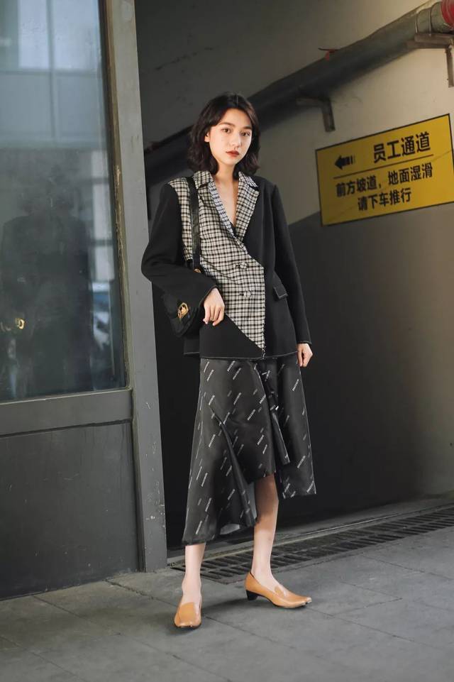 UNISTREET | 被舆论包围,我们依然愿意发声吗