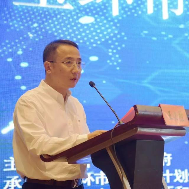 玉环市副市长王超致辞