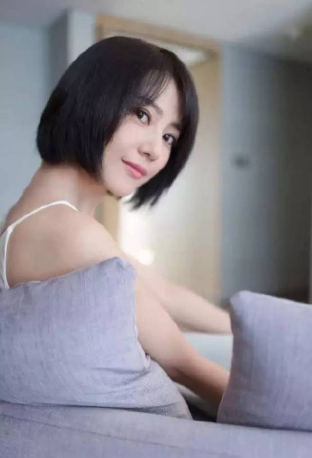 36岁宋慧乔婚后复出画风大变:成也发型,败也发型