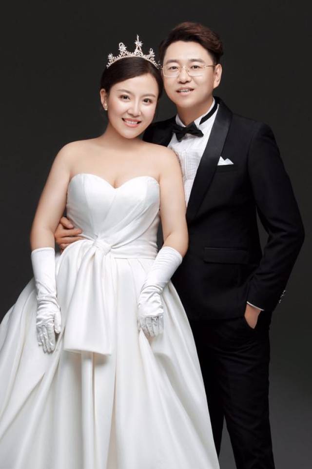 一场大咖云集的浪漫婚礼,主角是演员张莉莎与配音演员