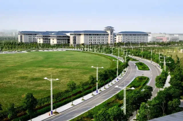 东南大学九龙湖校区公共教学楼