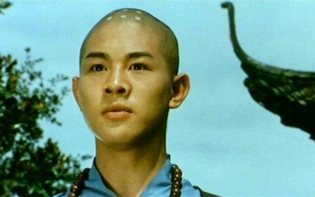 成龙揭开26年前李连杰经纪人被杀案件,都知道