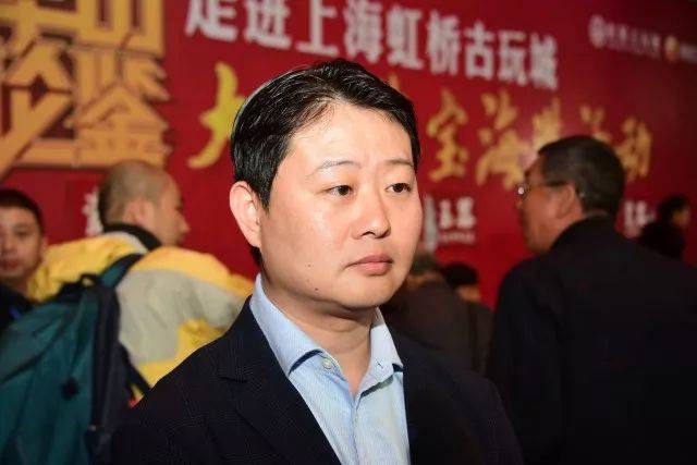 《华山论鉴》海选虹桥古玩城,鉴宝1200件,三件入围