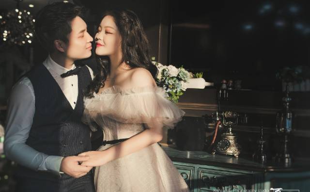 网红美妆博主萌大雨结婚,老公深情表白:往后余生我只要你