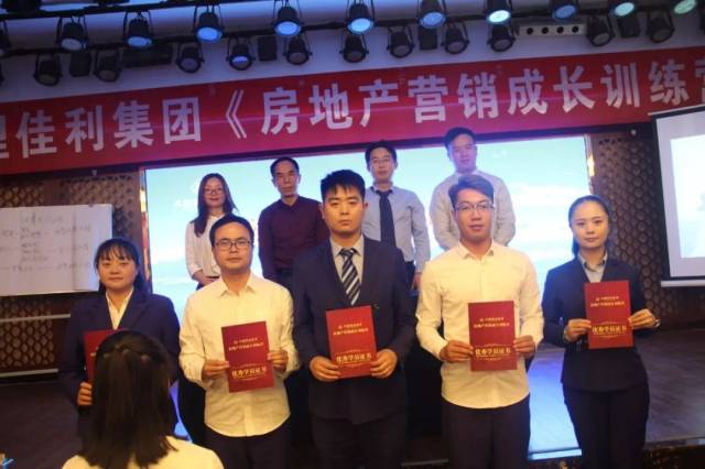 ����Ա��̬�������������š����ز�Ӫ���ɳ�ѵ��Ӫ����ѵ�γ�Բ��