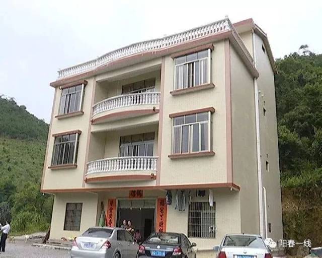 阳春市永宁镇的大山里住着2000多名瑶族同胞,一起来感受他们的生活