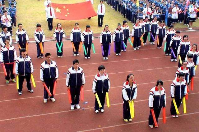 这10件代表宁波的校服,哪一件属于你?