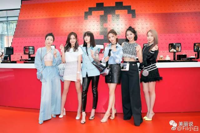杨幂和关晓彤的表示不服.