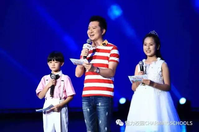中央电视台少儿频道主持人 2003年起主持央视少儿频道《智慧树》