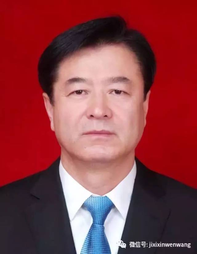 25 鸡西市委副书记,市人民政府市长,党组书记 鸡西市第十五届人民代表