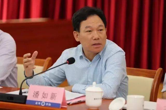 惠州市司法局党组书记,局长:潘如新 做好乡村治理与法律服务要找准