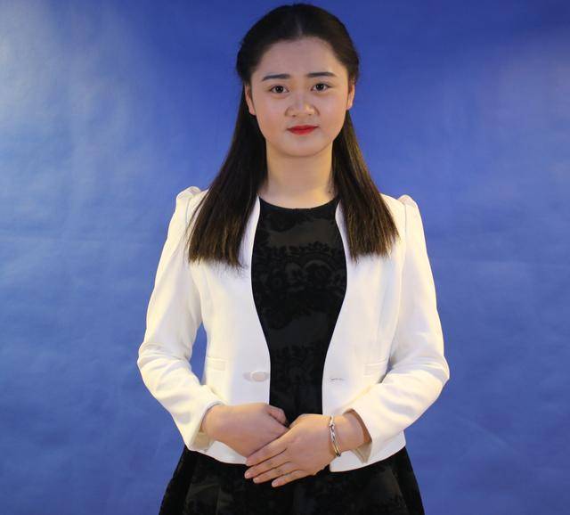 【艺考资讯】播音,表演,编导艺考时怎么穿衣服能加分?